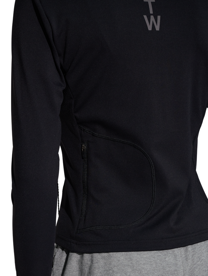 HALO WOMENS TRAINING ZIP SHIRT, BLACK, model