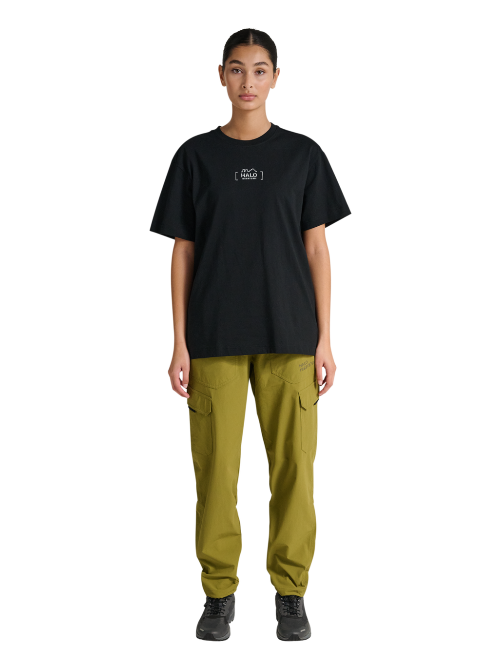 HALO GRAPHIC T-SHIRT, BLACK, model