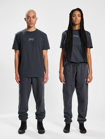 HALO COTTON SWEATPANTS, EBONY, model