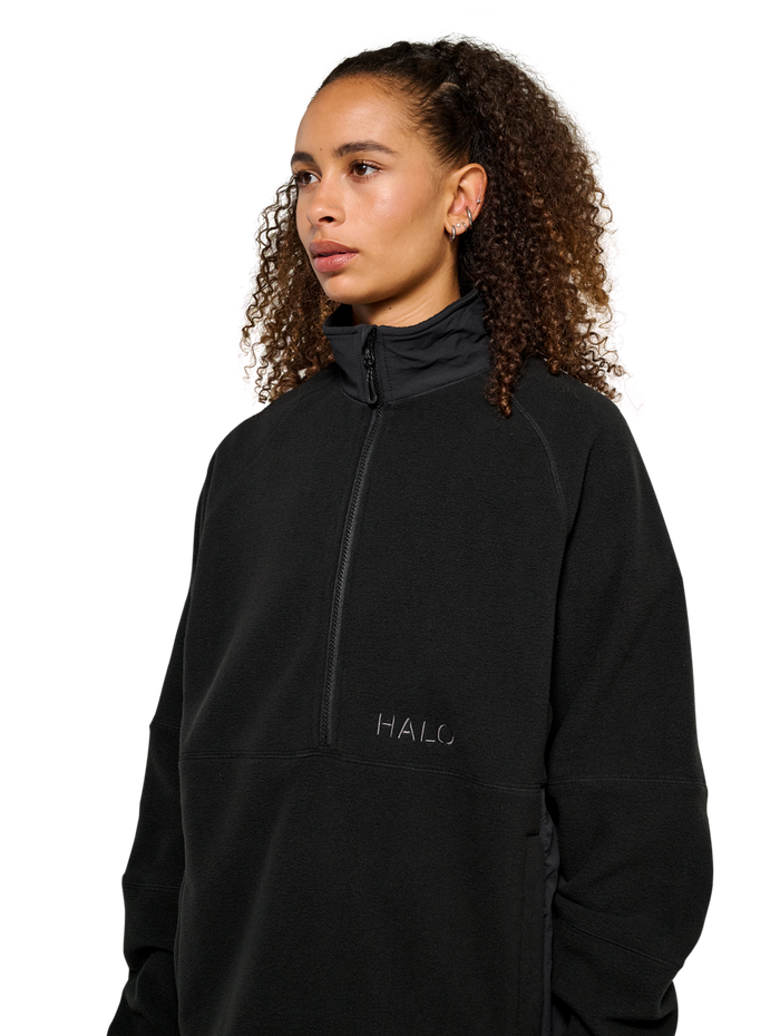 HALO TEDDYFLEECE PULLOVER, BLACK, model