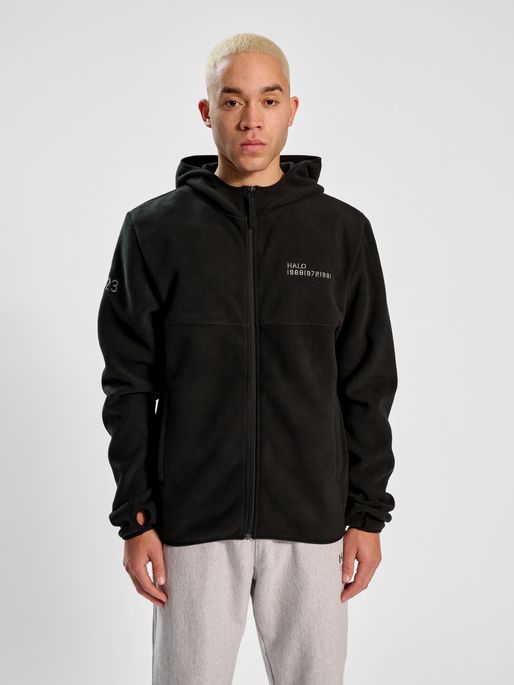 HALO HOODED FLEECE, BLACK, model