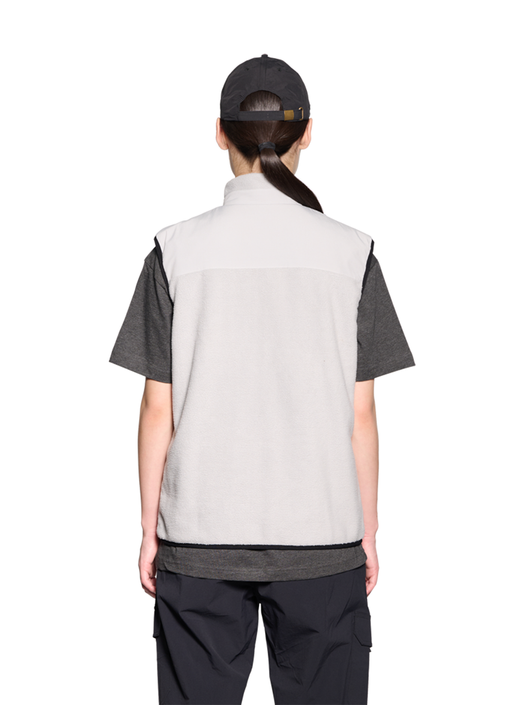 HALO TEDDY FLEECE VEST, HARBOR MIST, model