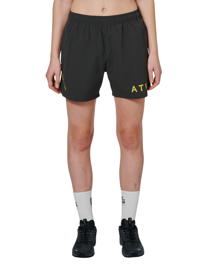 HALO SHORTS, RAVEN/WARM OLIVE, model