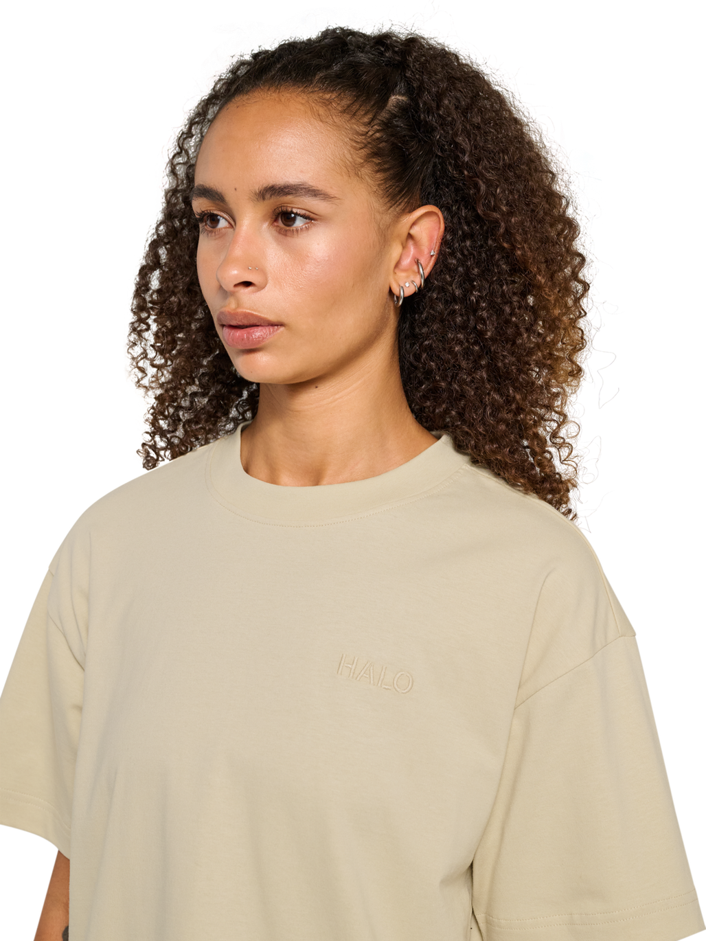 HALO WOMEN LOGO T-SHIRT, OYSTER GRAY, model