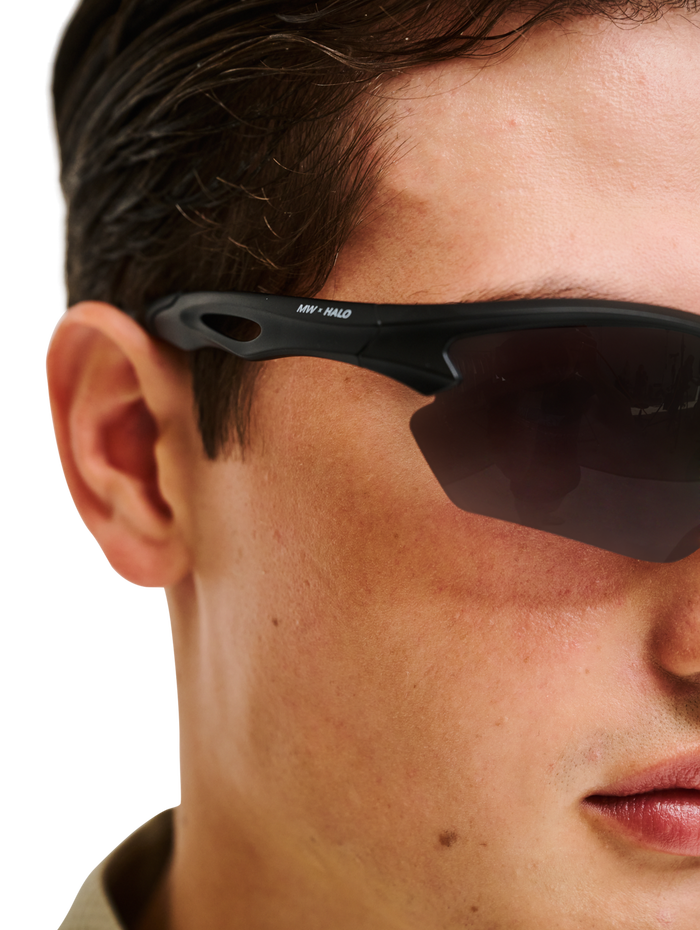 HALO X MESSY WEEKEND SUNGLASS NO 1, !BLACK IRIS, model