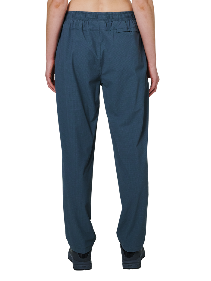 HALO APEX PANTS, DARK SLATE, model