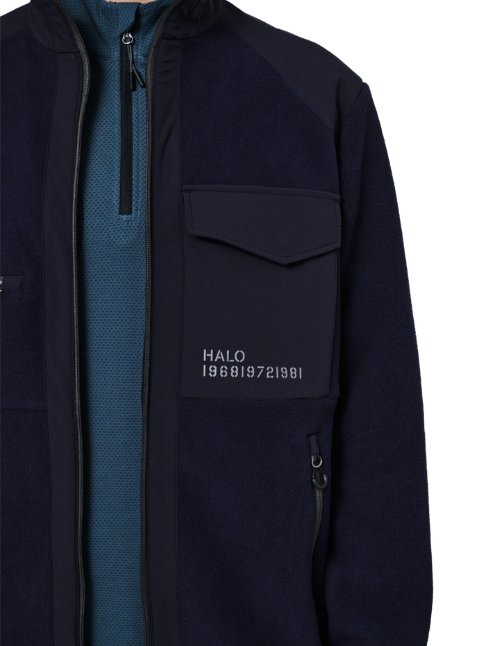 HALO PANELED FLEECE JACKET, DEEP WELL, model