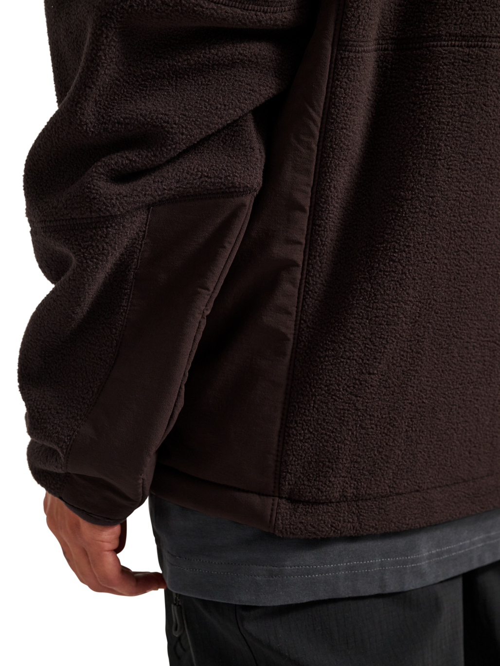 HALO WINDPROOF TEDDYFLEECE JACKET, CHOCOLATE TORTE, model