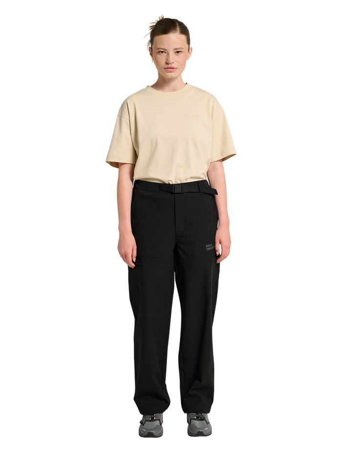 HALO COBRA RELAXED PANTS, BLACK, model