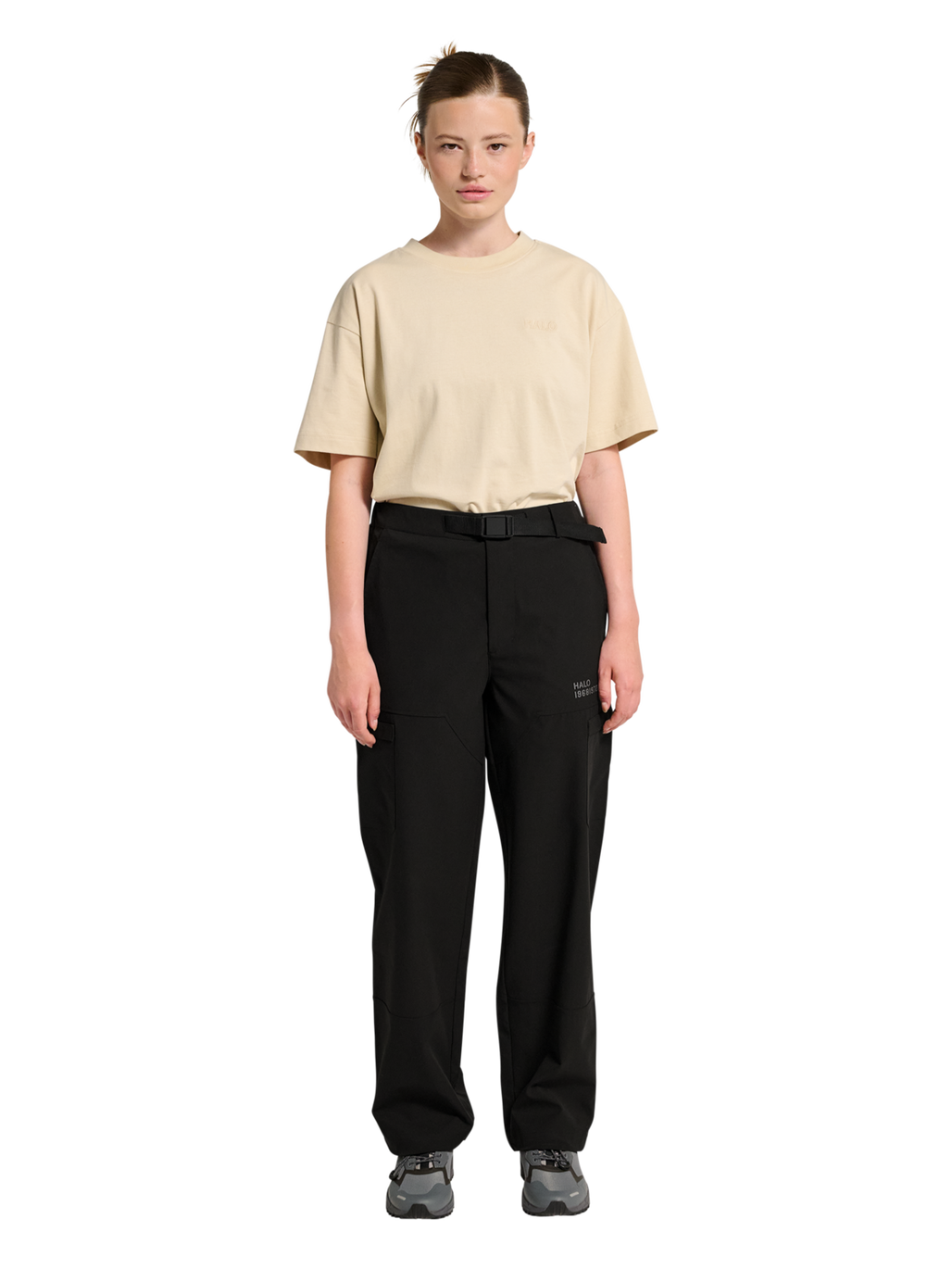 HALO COBRA RELAXED PANTS, BLACK, model