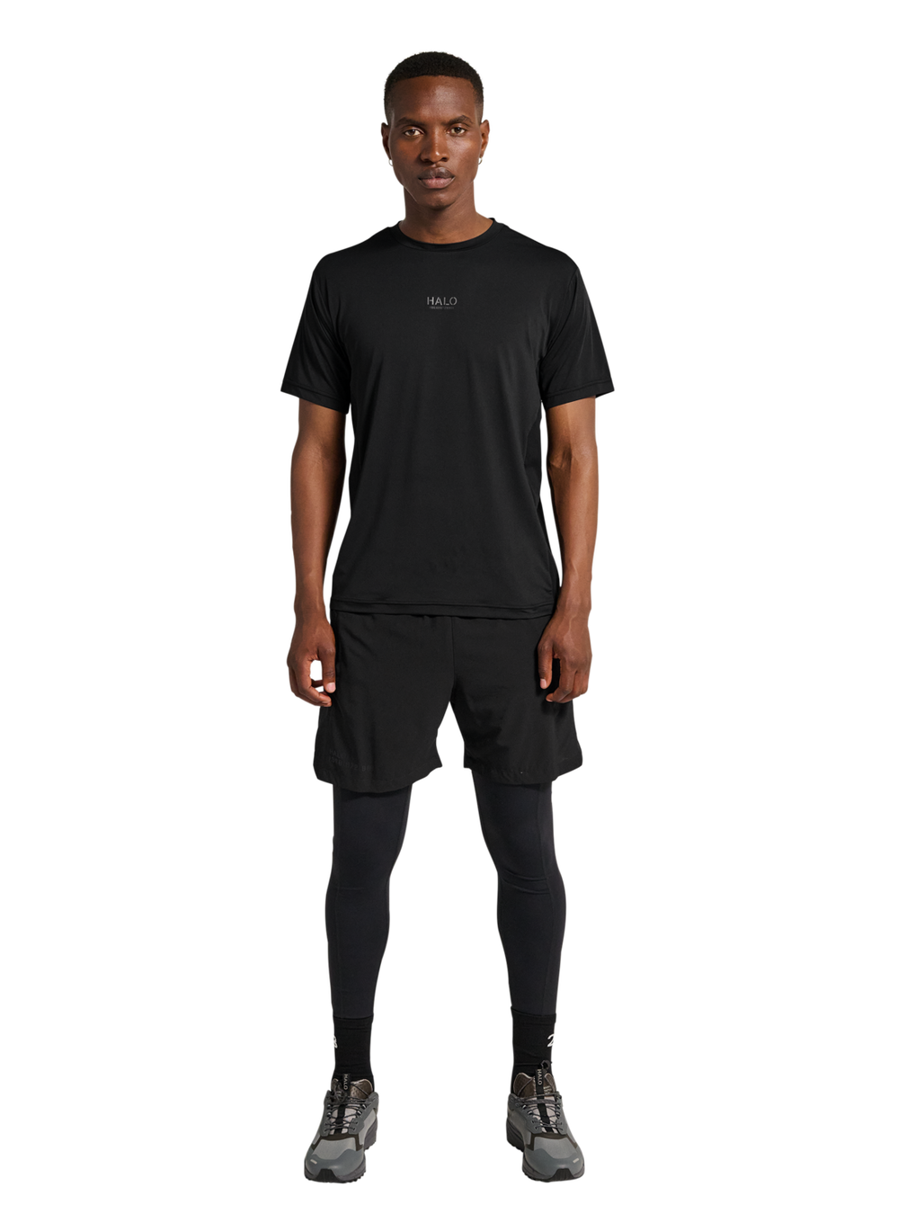HALO SCOUT SS T-SHIRT, BLACK, model
