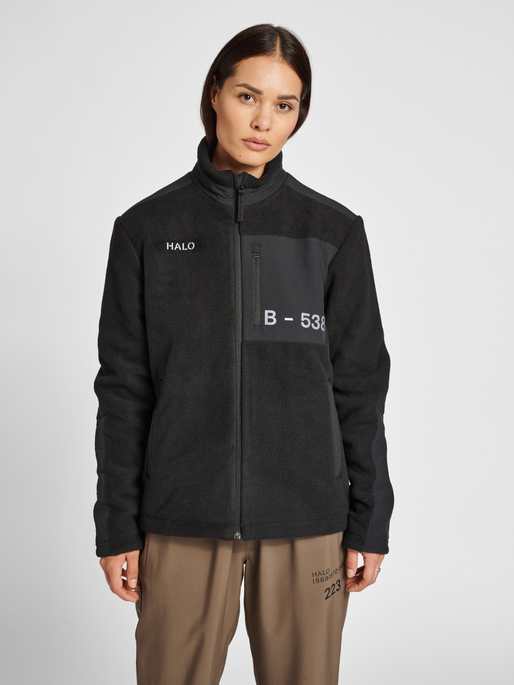 HALO TEDDY FLEECE JACKET, BLACK, model