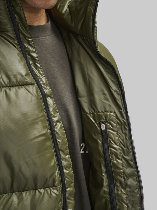 HALO BOXY THERMOLITE PUFFER, FOREST NIGHT, model