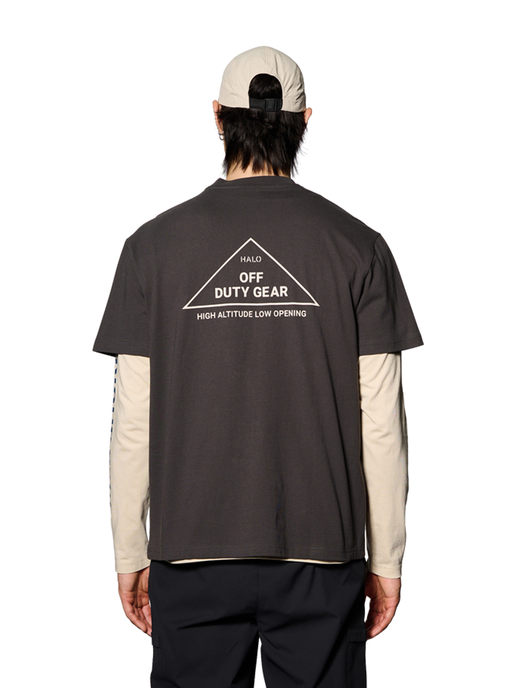 HALO ALTITUDE T-SHIRT, RAVEN, model