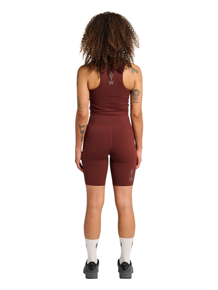 HALO WOMEN TRAINING SPRINTERS, BITTER CHOCOLATE, model