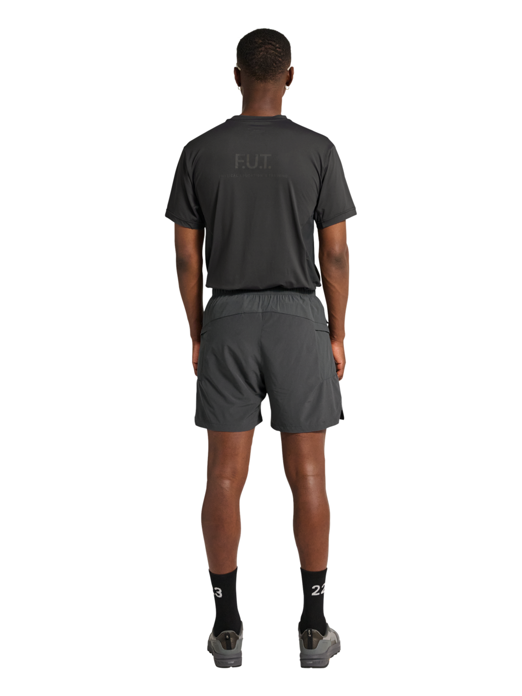 HALO SCOUT SHORTS, ASPHALT, model