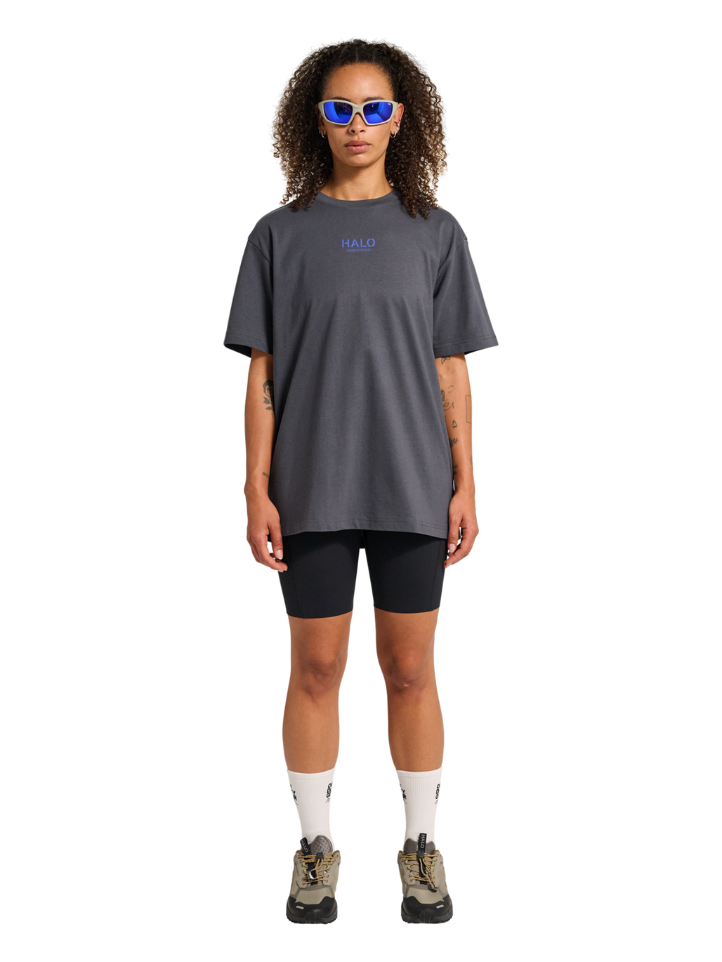 HALO GRAPHIC T-SHIRT, ASPHALT, model