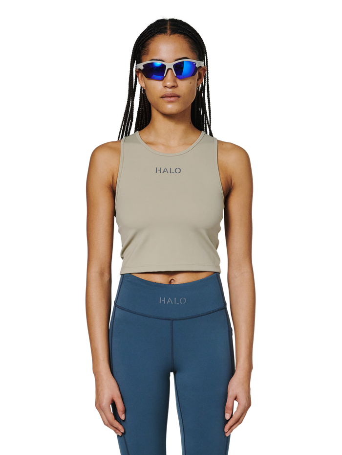 HALO WOMEN TRAINING TOP, SENECA ROCK, model