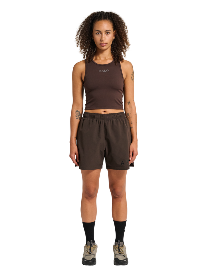 HALO SHORTS, CHOCOLATE TORTE, model