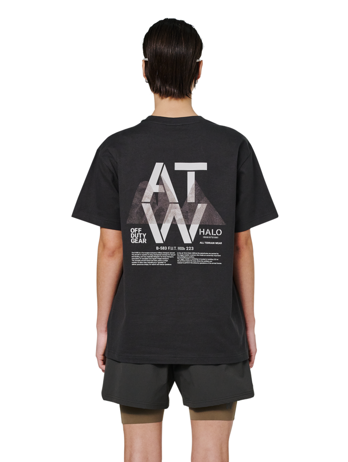 HALO GRAPHIC T-SHIRT 04, RAVEN, model