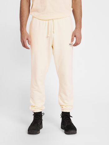 HALO UNDYED SWEATPANT, UNDYED, model