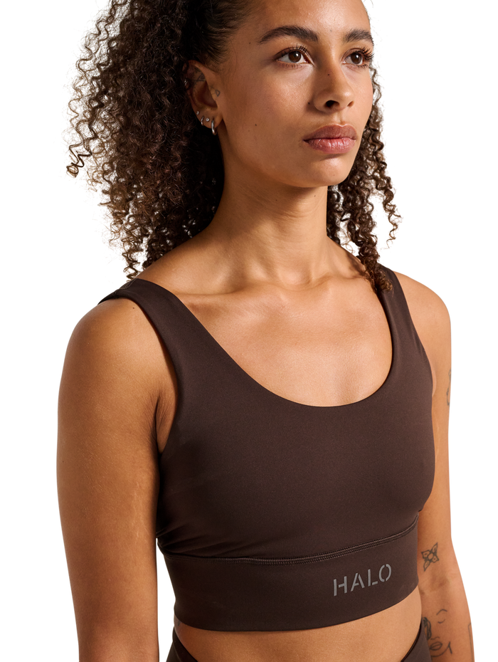 HALO WOMEN TRAINING BRA, CHOCOLATE TORTE, model