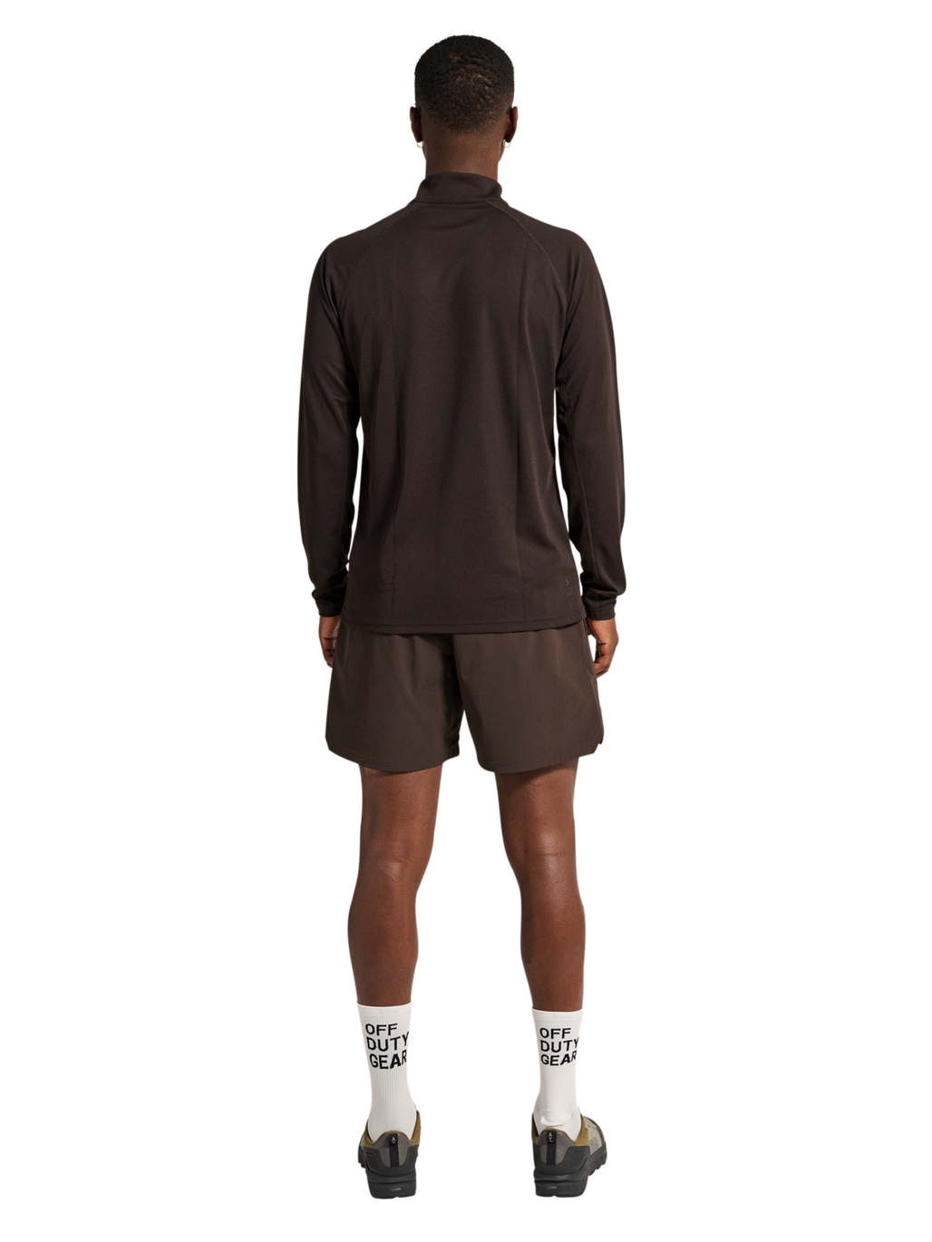 HALO SORONA HALF ZIP, CHOCOLATE TORTE, model