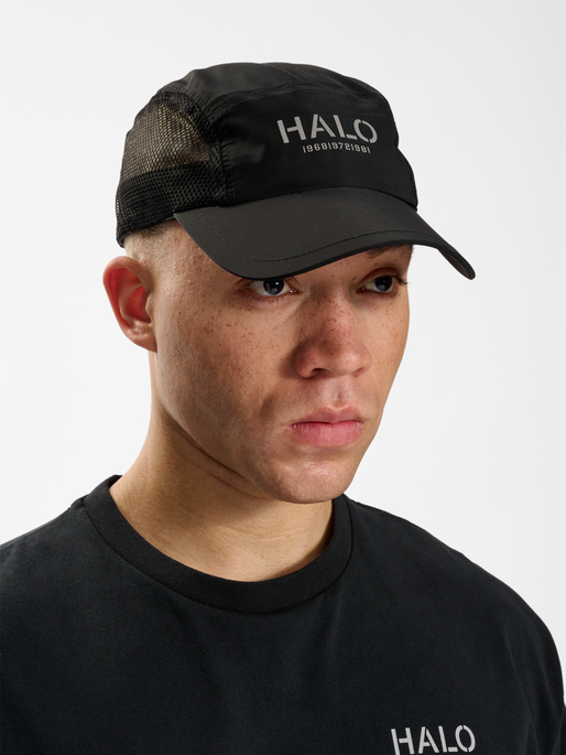 HALO RUNNING CAP, BLACK, model
