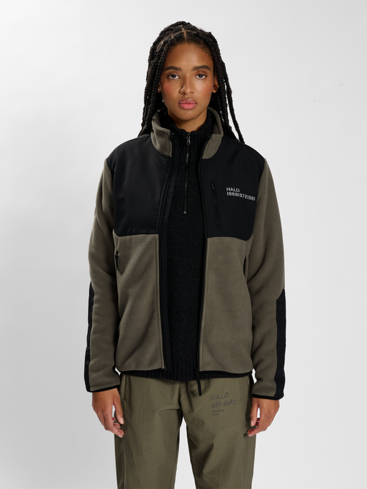 HALO BLOCKED ZIP FLEECE, MOREL, model
