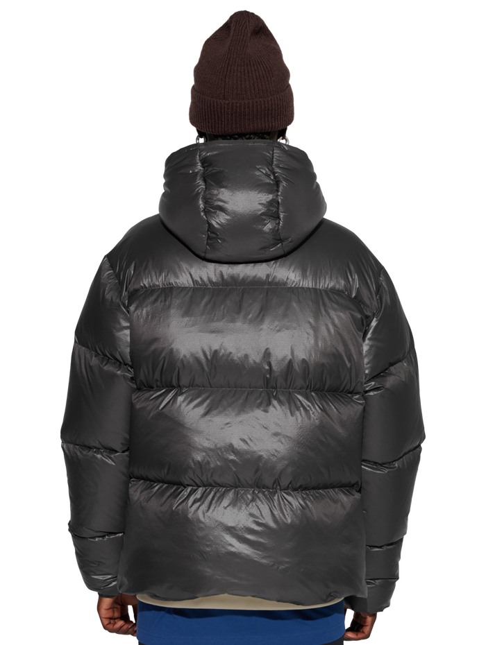 HALO TROOPER DOWN  JACKET, RAVEN, model