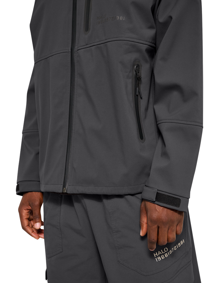 HALO ELITE SOFTSHELL JACKET, ASPHALT, model