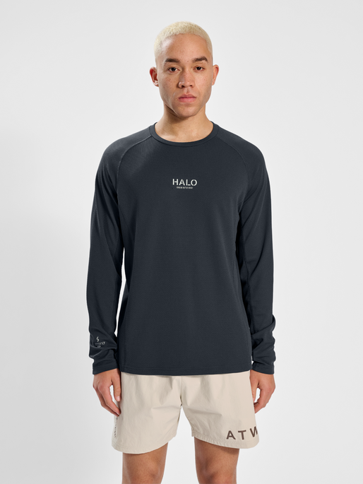 HALO SORONA TRAINING T-SHIRT L/S, EBONY, model