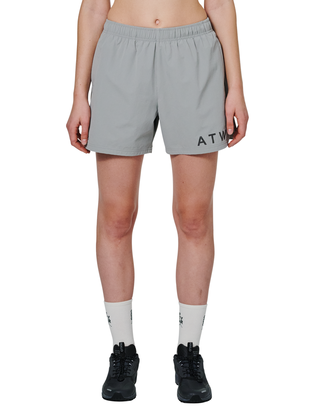 HALO SHORTS, GRIFFIN, model