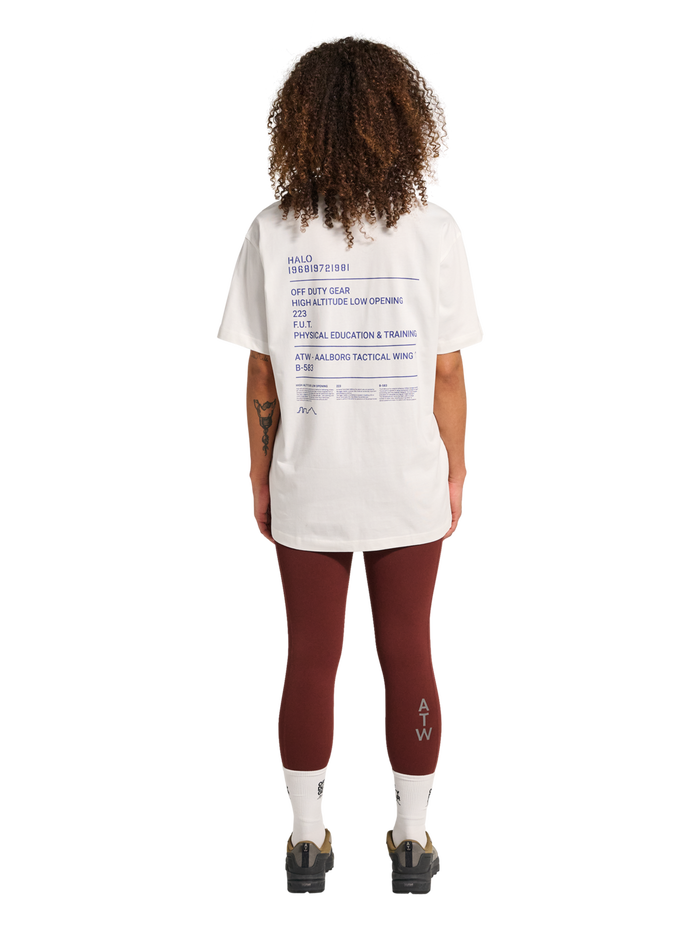 HALO GRAPHIC T-SHIRT, MARSHMALLOW, model