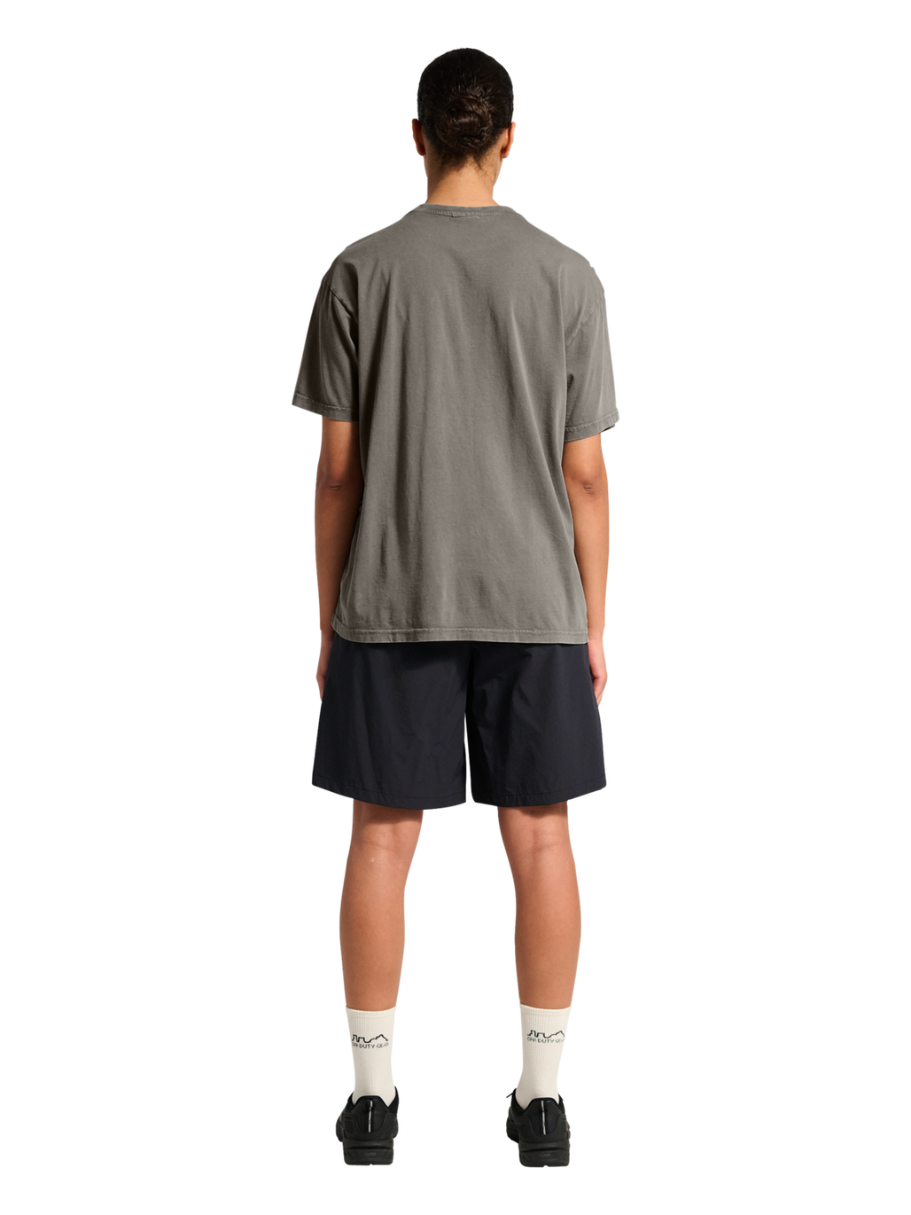 HALO LOGO T-SHIRT 2.0, GUNMETAL, model