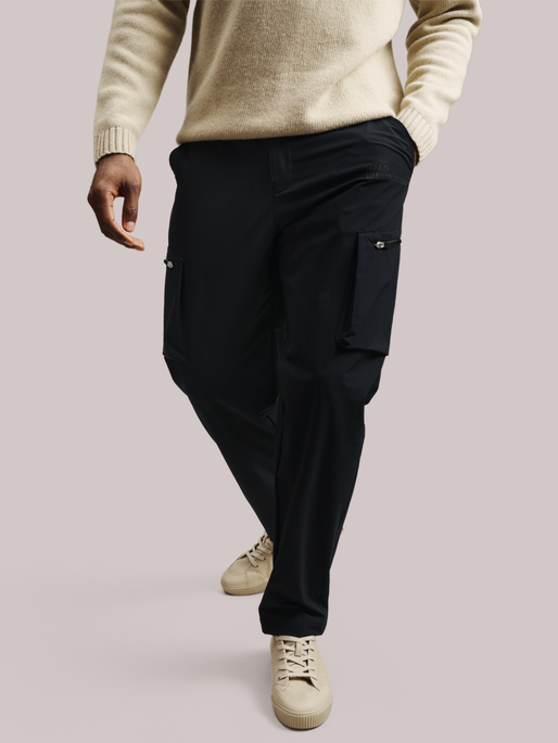 HALO TRAIL PANTS, BLACK, model