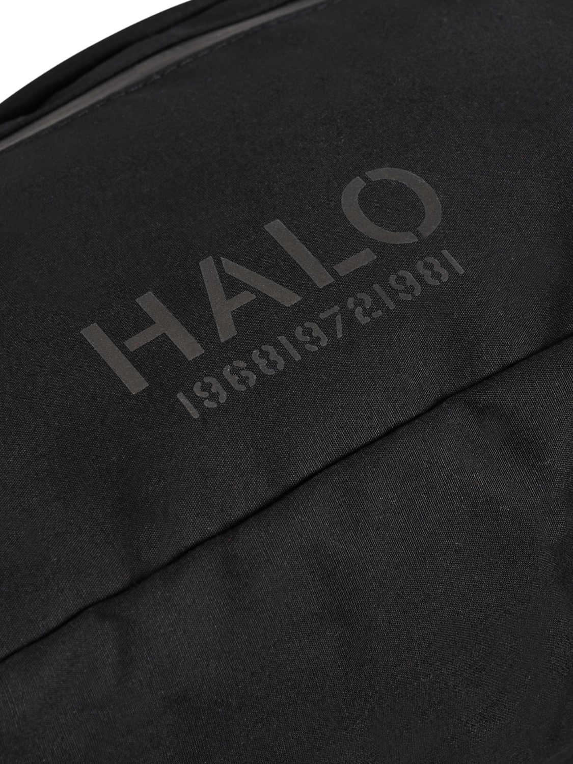 HALO WASH BAG, BLACK, packshot