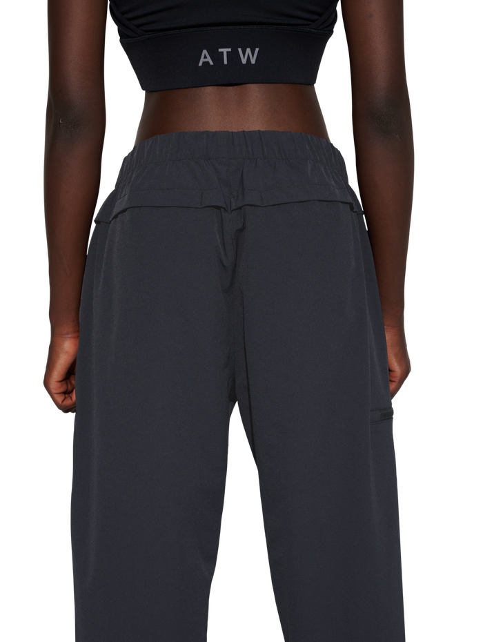HALO TACTICAL PANTS, BLACK, model