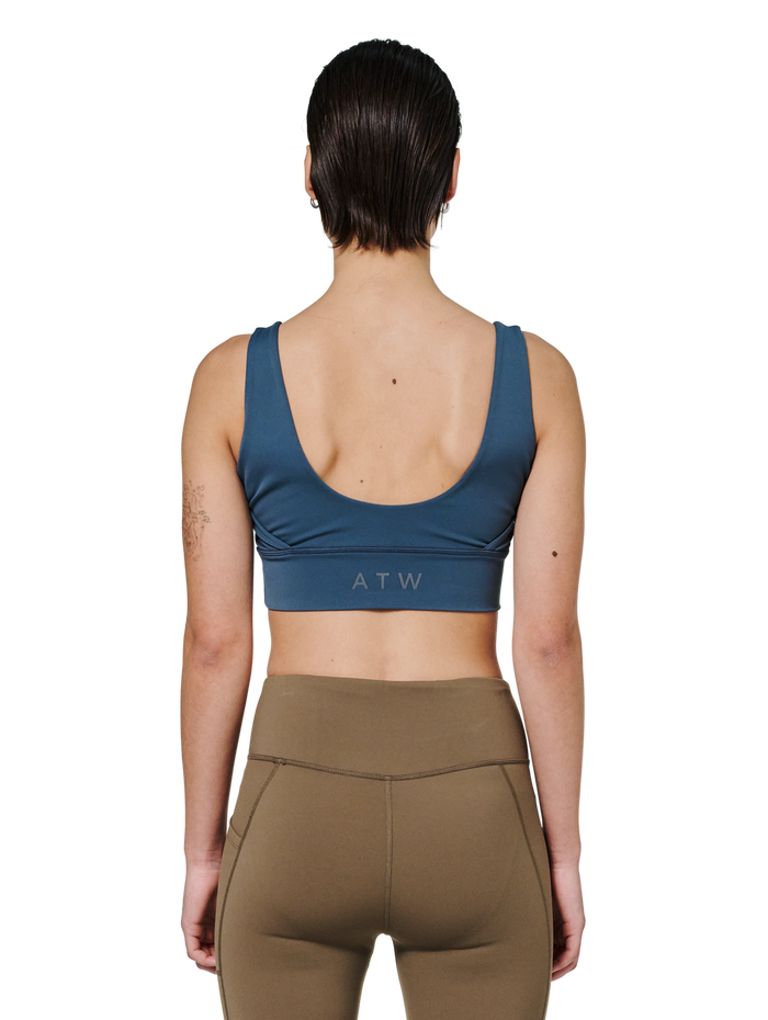 HALO WOMEN TRAINING BRA, DARK SLATE, model