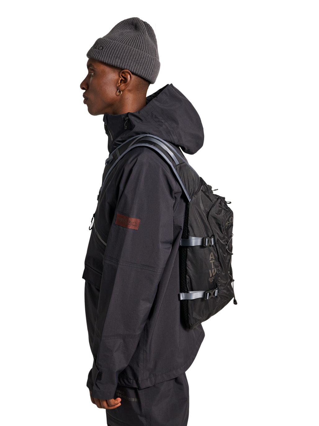 HALO UTILITY CROSSBODY BAG, BLACK, model