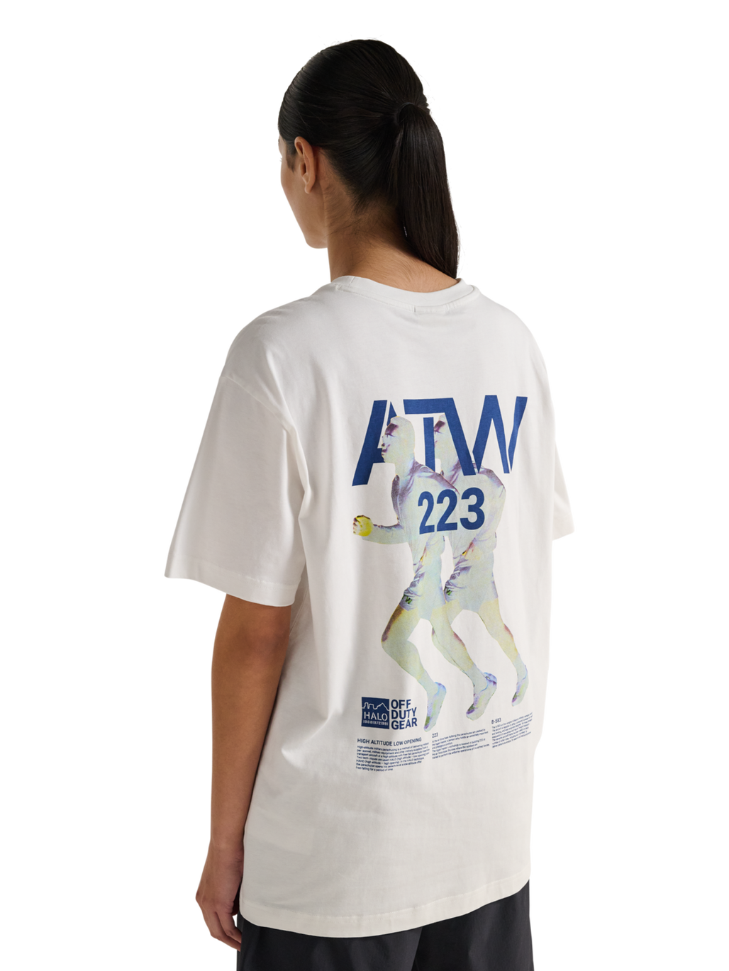 HALO GRAPHIC T-SHIRT, MARSHMALLOW/ASTRAL AURA, model