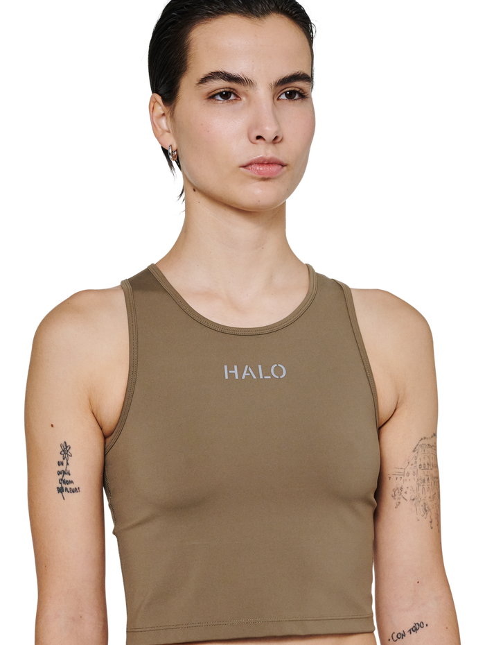 HALO WOMEN TRAINING TOP, CHOCOLATE CHIP, model