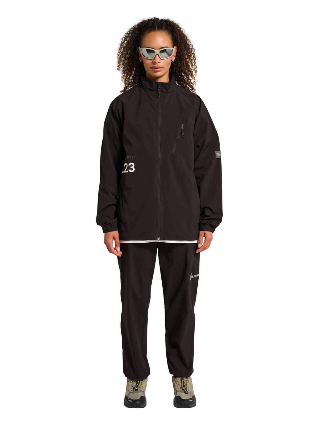HALO STEEL JACKET, CHOCOLATE TORTE, model