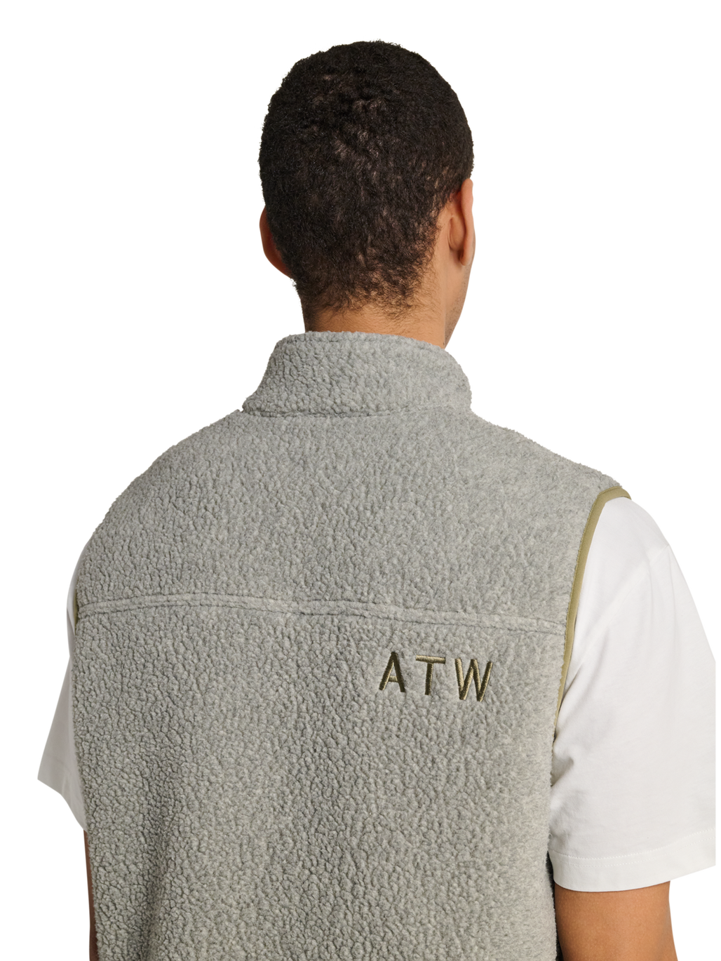 HALO MOVE POLARTEC FLEECE VEST, TURTLEDOVE, model