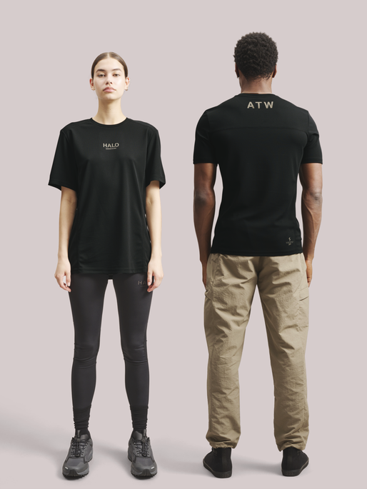 HALO SORONA TRAINING T-SHIRT, BLACK, model