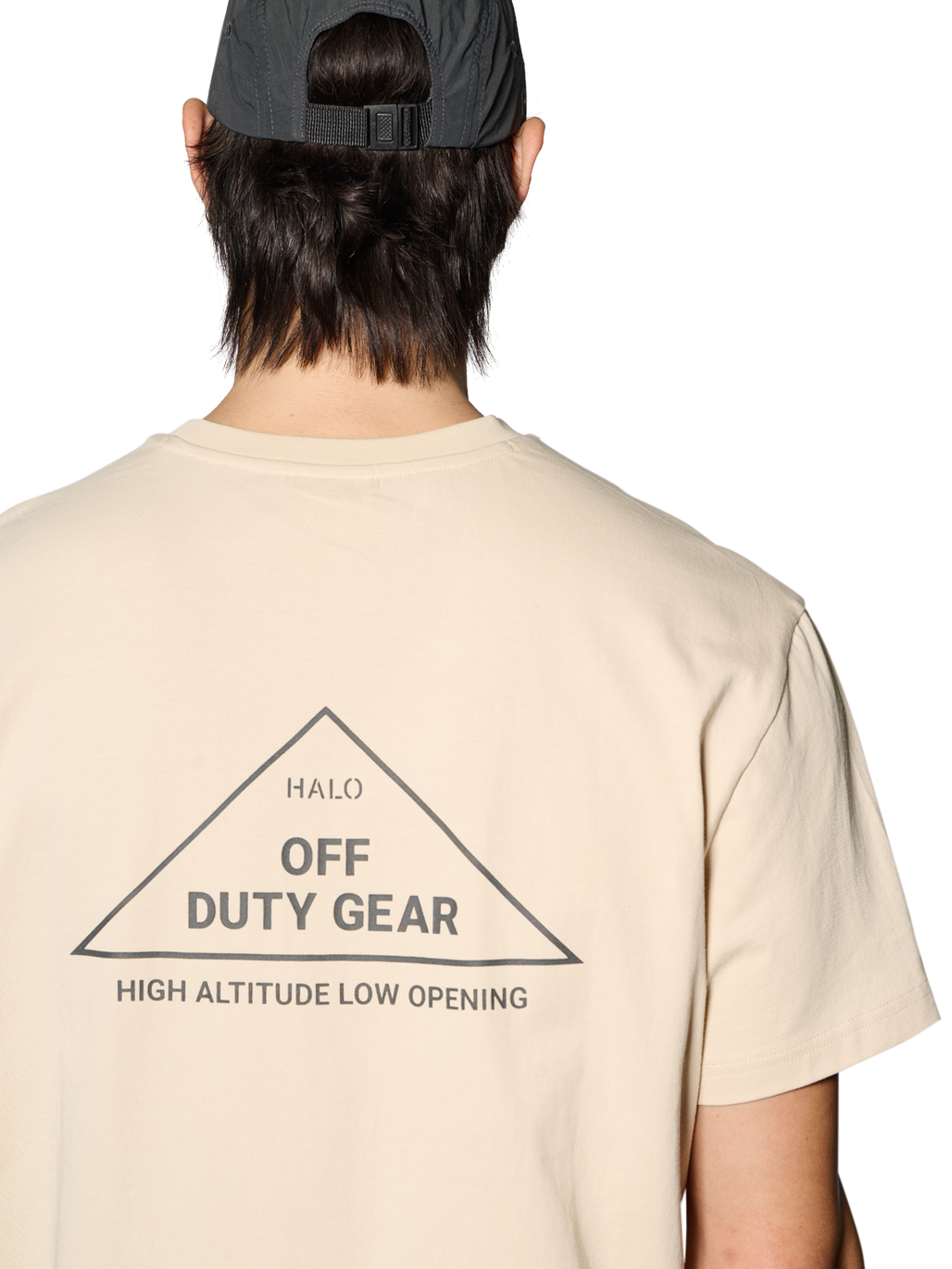 HALO ALTITUDE T-SHIRT, OYSTER GRAY, model