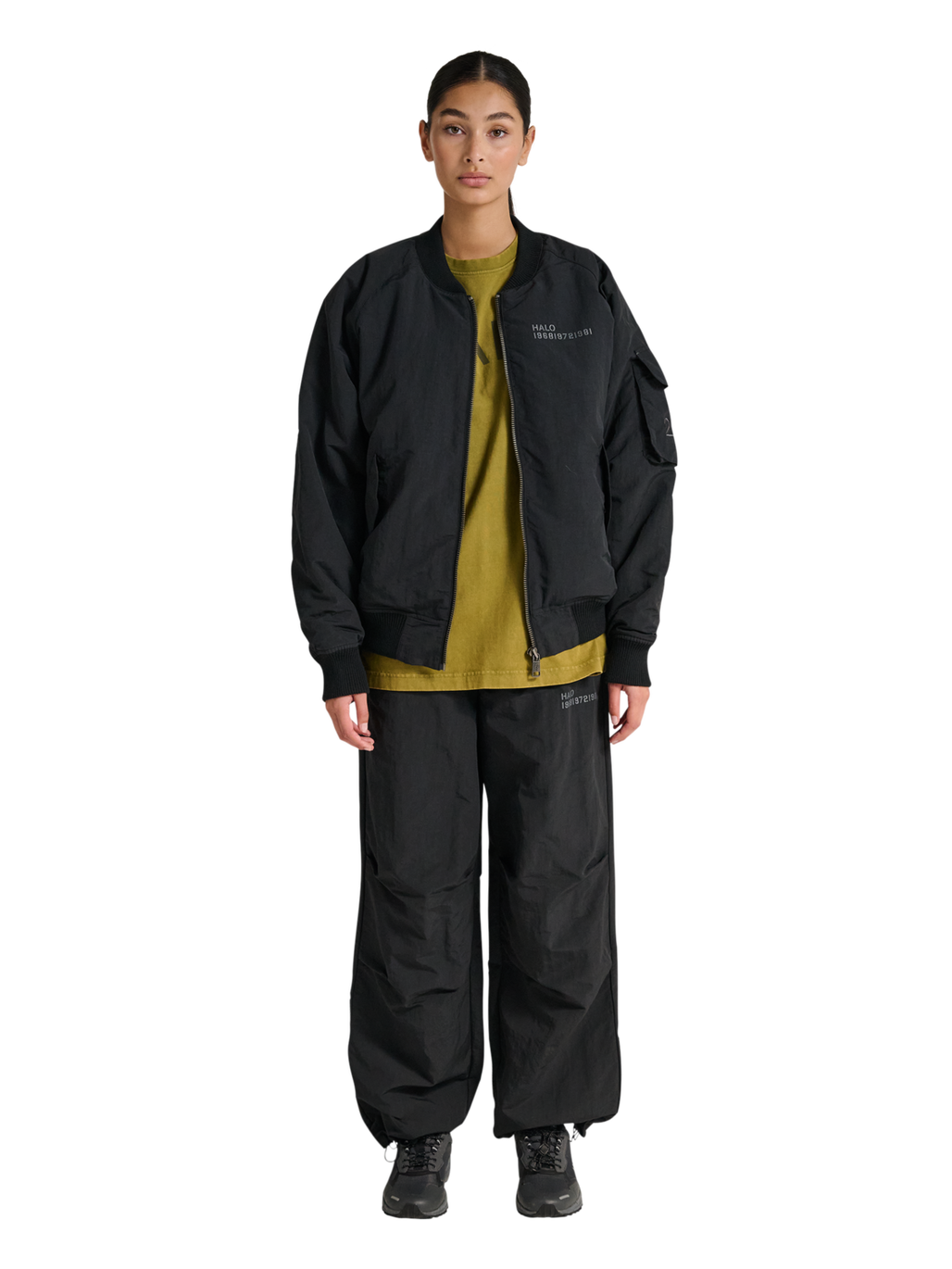 HALO CORDURA BOMBER, BLACK, model
