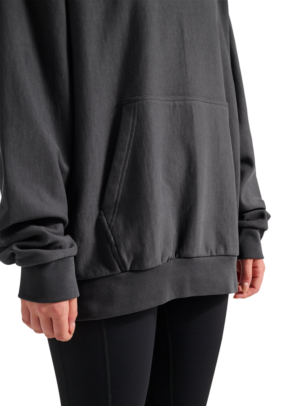 HALO REVERSE BOXY HOODIE, ASPHALT, model