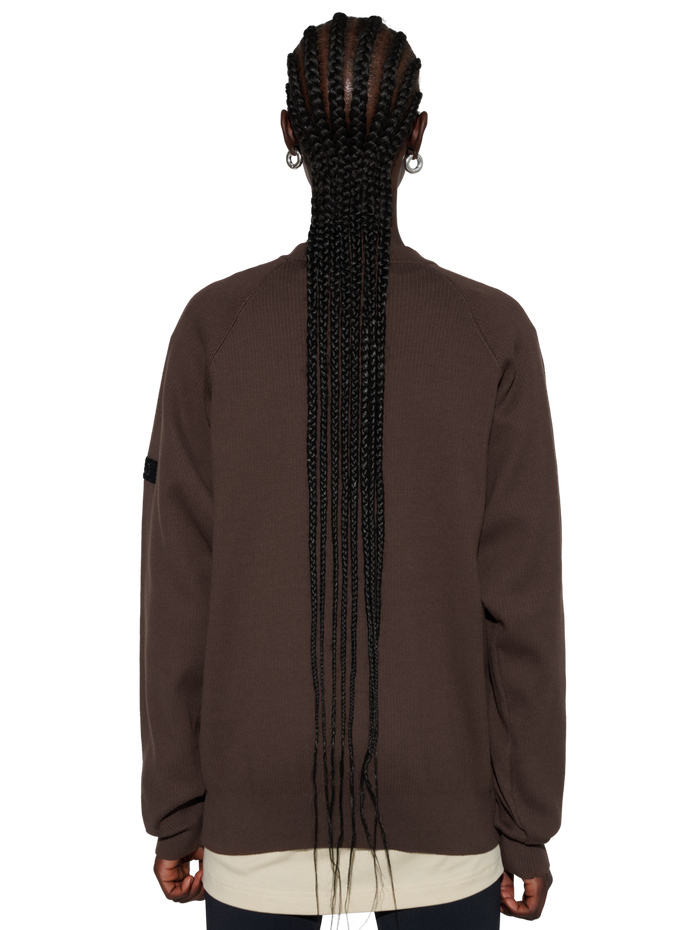 HALO INFANTRY CREWNECK, BRACKEN, model