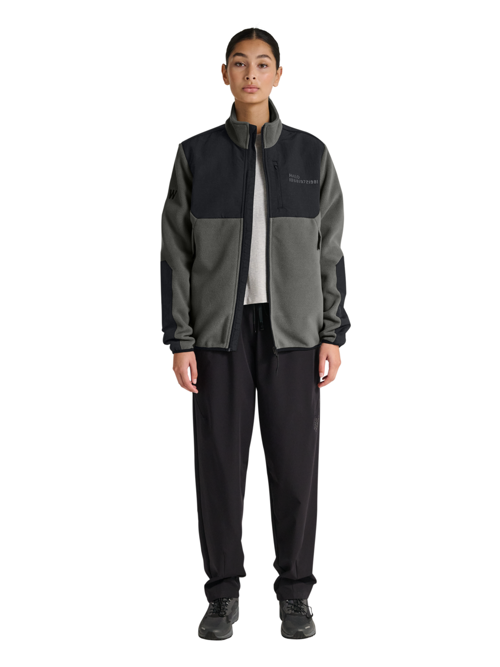 HALO BLOCKED ZIP FLEECE, GUNMETAL, model